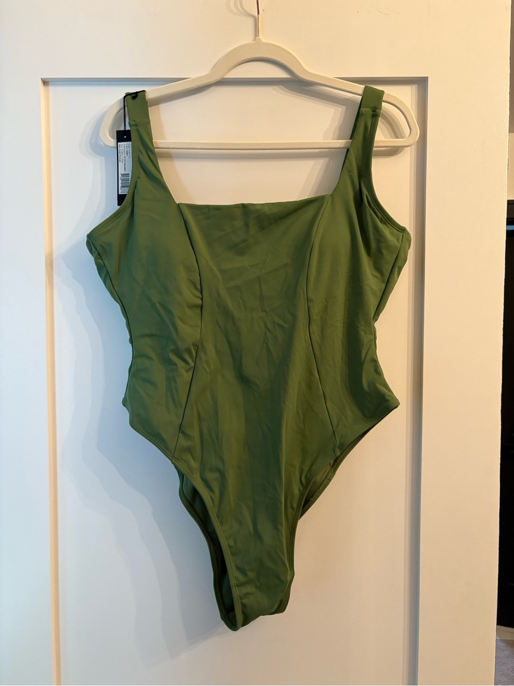 TA3 SQUAREY GREEN SIZE XL REG LONG one piece shaping swimsuit EXTRA LARGE NWT